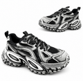 KRW064 Chunky Kicks